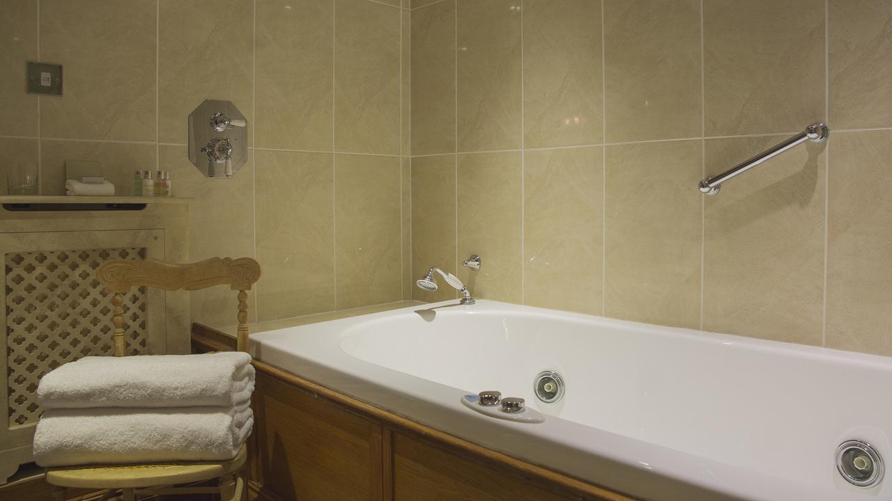 Priory Wareham Hotel Buitenkant foto