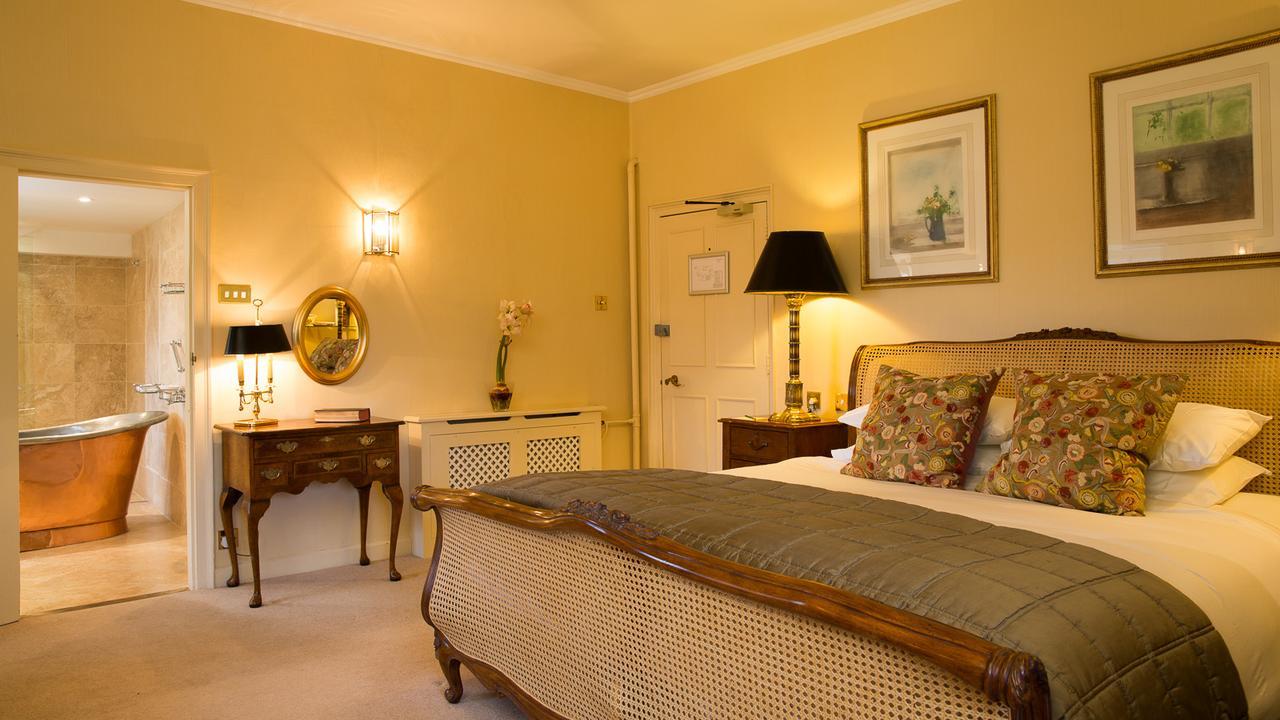 Priory Wareham Hotel Buitenkant foto
